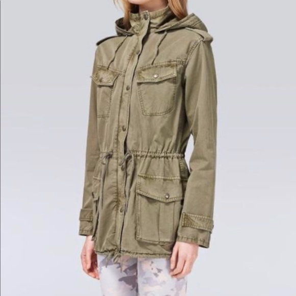 Talula Aritzia Trooper Jacket - Picture 1 of 4